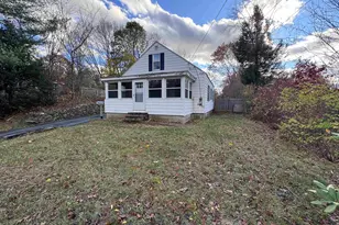 272 Maple Ave, Claremont, NH 03743 - Photo 1