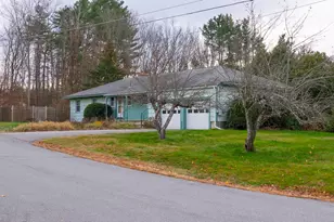 38 Woodwell&apos S Garrison Rd, Hopkinton, NH 03229 - Photo 1