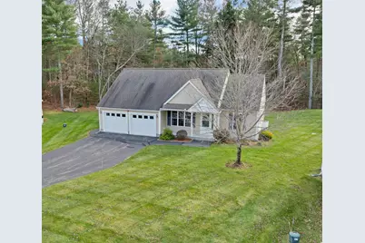 19 Dixon Drive, Litchfield, NH 03052 - Photo 1