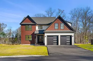 17 Lily Ln, Londonderry, NH 03053 - Photo 1
