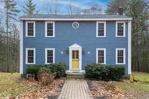 42 Country Rd, Hampstead, NH 03826 - Photo 1