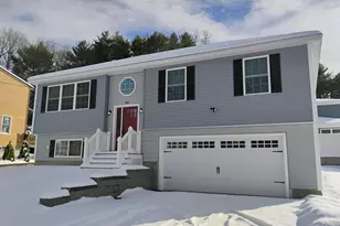 106 W Hillcrest Ave, Manchester, NH 03103 - Photo 1