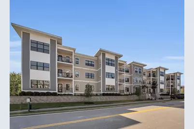 55 Pointe Place #208, Dover, NH 03820 - Photo 1