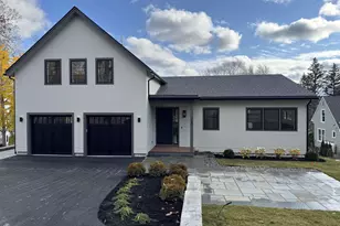 180 Walker Bungalow Rd, Portsmouth, NH 03801 - Photo 1