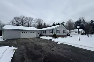 48 Sagebrush Dr, Rochester, NH 03867 - Photo 1