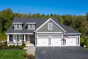 9 Haywick Dr, Stratham, NH 03885 - Photo 1