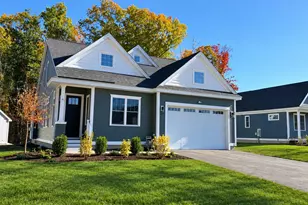 6 Clubhouse Dr, Greenland, NH 03840 - Photo 1