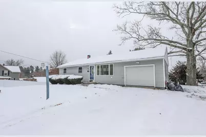 4 E Street, Hudson, NH 03051 - Photo 1