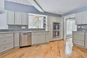 38 Old Manchester Rd, Amherst, NH 03031 - Photo 1