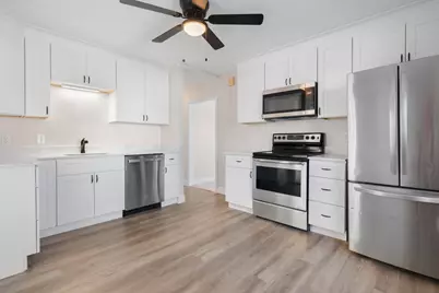 197 Melrose Street, Manchester, NH 03109 - Photo 1