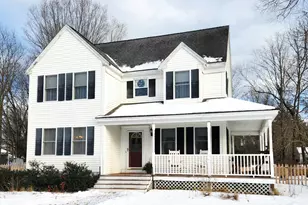 36 Wyman St, Hillsboro, NH 03244 - Photo 1