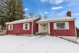 71 Parker St, Winchester, NH 03470 - Photo 1