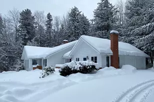 7 Parker Ct, Lincoln, NH 03251 - Photo 1