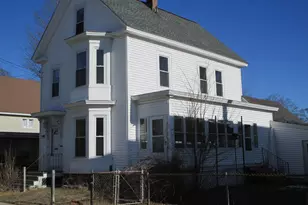 118 Charles St, Rochester, NH 03867 - Photo 1
