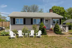 420 Dover Point Rd, Dover, NH 03820 - Photo 1