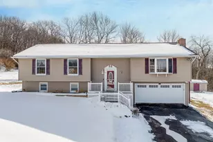 55 High View Cir, Gilford, NH 03249 - Photo 1