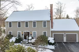 4 Lisa Dr, Nashua, NH 03062 - Photo 1