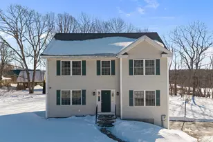 7 Lincoln Ln, Chester, NH 03036 - Photo 1