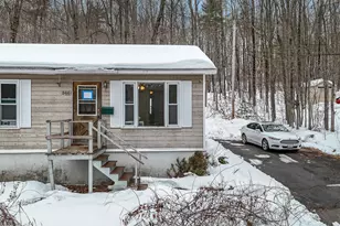 344 Main St, Plaistow, NH 03865 - Photo 1