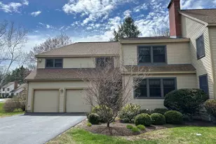 15 Prentiss Way, Exeter, NH 03833 - Photo 1