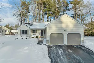 65 Glasgow Cir, Hudson, NH 03051 - Photo 1