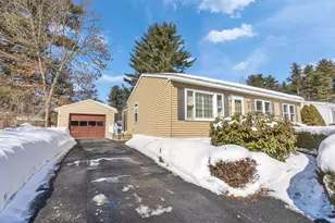 4 Burlington Rd, Nashua, NH 03062 - Photo 1