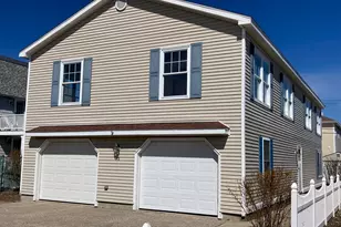 78 Pembroke St, Seabrook, NH 03874 - Photo 1