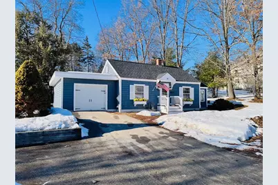 34 School Street, Hudson, NH 03051 - Photo 1