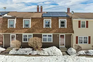 6 Stonegate Ln, Derry, NH 03038 - Photo 1