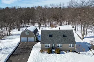 11 Ryan Cir, Rochester, NH 03867 - Photo 1