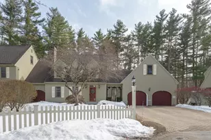 6 Concord Dr, Atkinson, NH 03811 - Photo 1