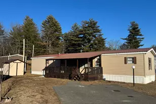 7 Robbins St, Hinsdale, NH 03451 - Photo 1