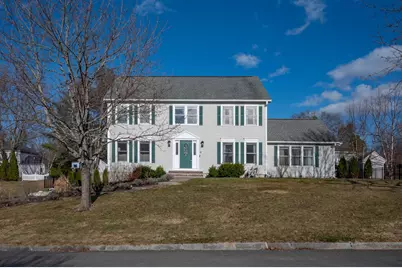 4 Chelsea Court, Nashua, NH 03062 - Photo 1