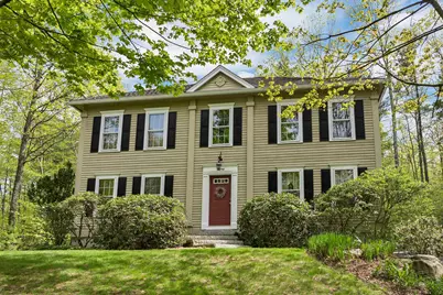 9 Wildwood Road, Auburn, NH 03032 - Photo 1