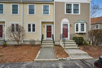 417 Fox Hollow Way, Manchester, NH 03104 - Photo 1