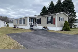 104 Whip-Poor-Will St, Seabrook, NH 03874 - Photo 1