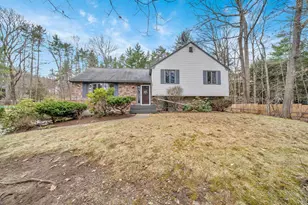 1 Williamsburg Dr, Amherst, NH 03031 - Photo 1