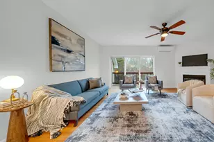 131 Court St, Exeter, NH 03833 - Photo 1
