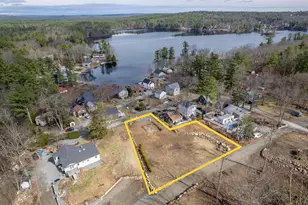 4 Andover St, Pelham, NH 03076 - Photo 1