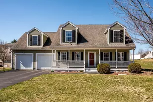 11 Maize Dr, Somersworth, NH 03878 - Photo 1