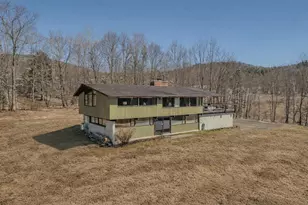 979 Farr Hill Rd, Littleton, NH 03561 - Photo 1