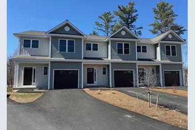 7A Dearborn Circle, Goffstown, NH 03045 - Photo 1