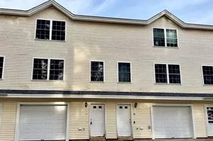 138 Exeter Rd, Epping, NH 03042 - Photo 1