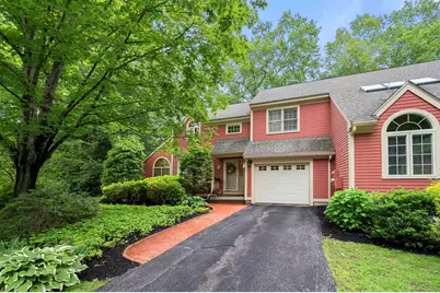 60 Peninsula Drive, Stratham, NH 03885 - Photo 1