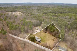 60 Batchelder Rd, Raymond, NH 03077 - Photo 1