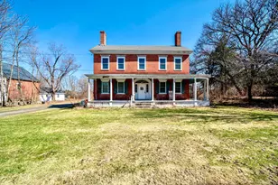 115 Court St, Haverhill, NH 03765 - Photo 1