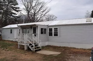 18 Woodlawn Dr, Allenstown, NH 03275 - Photo 1