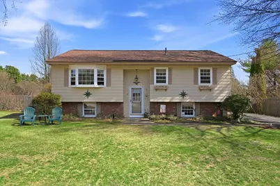 6 Heather Drive, Hooksett, NH 03106 - Photo 1