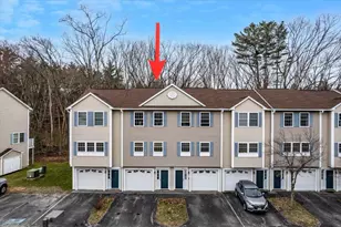 1029 S Mammoth Rd, Manchester, NH 03109 - Photo 1