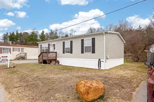 4 Elizabeth Dr, Boscawen, NH 03303 - Photo 1